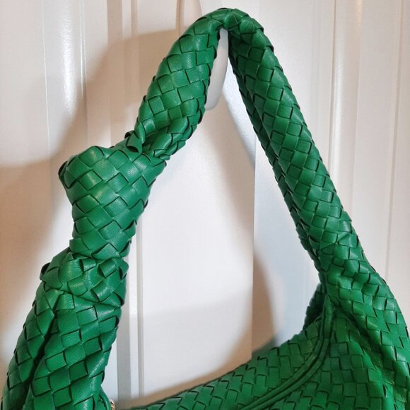 Melie Bianco Brigitte Woven Kelly Green Vegan Leather Bag - Picture 4 of 14